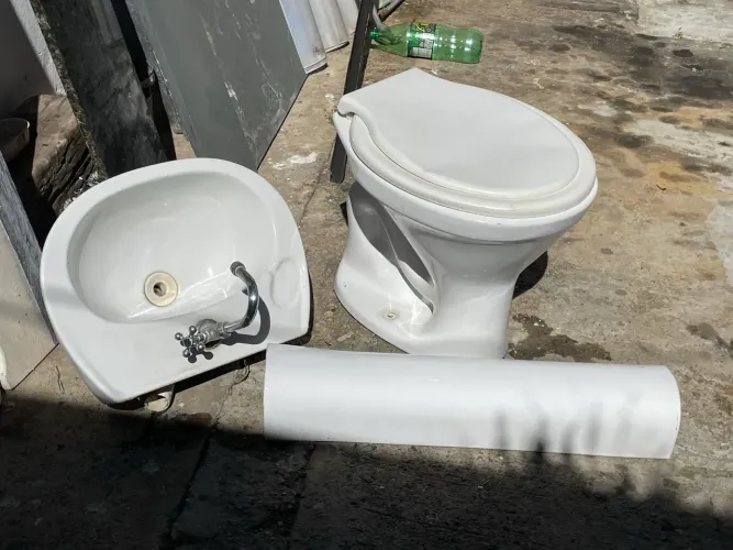 Vaso + pia e torneira 