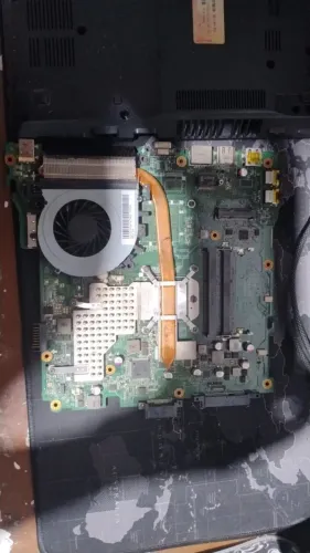 Placa de notebook precisa de reparo- Placa-Mãe Notebook Acer Aspire 4252 - Série V452 