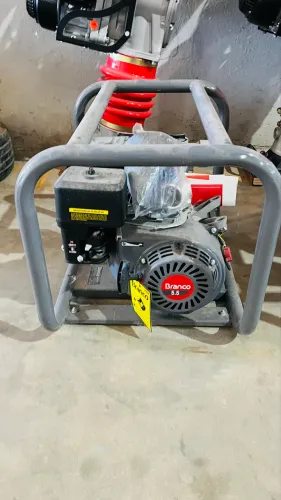 Motobomba branco 703