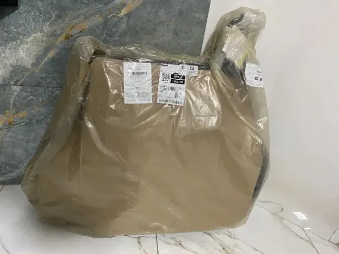 Cadeira nova lacrado capacidade até 110 kg