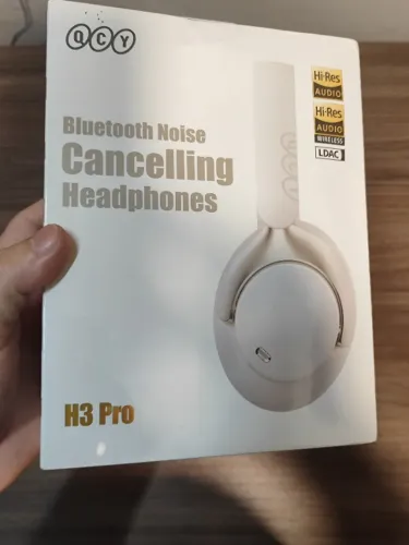 Fone Headset QCY H3 PRO Branco Bluetooth e com cancelamento de ruído -50 ANC