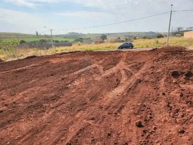 TERRENO NA ZONA SUL
