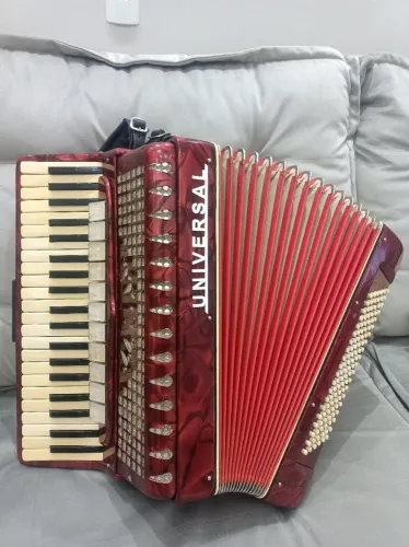 Gaita/sanfona/acordeon universal 120 baixos 4/5 de voz oitavada modelo super 8