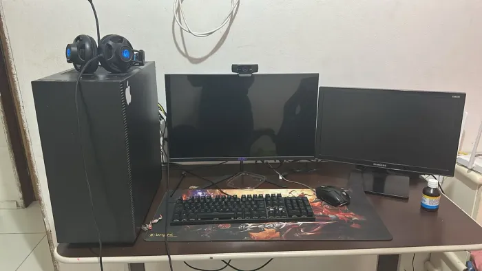 PC Gamer Ryzen 5 + GTX 1050 Ti + 24GB RAM + 2 Monitores 120Hz
