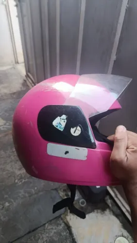 Vendo capacete usado rosa N°58
