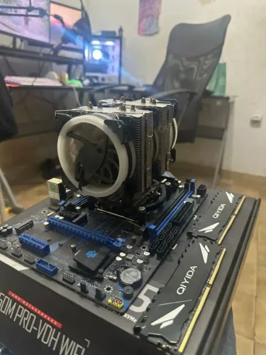 Kit Xeon x99 Huananzhi qd4 + Processador + Aircooler e memória 2x8 : 16Gb