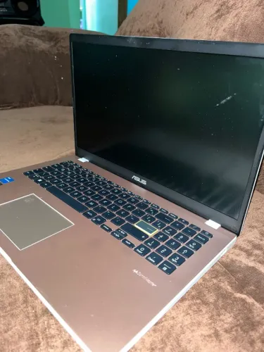 Notebook azus 