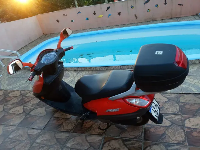 Vendo moto Top Dafra Haojue Smart 125cc injeção eletrônica câmbio automático toda revisada