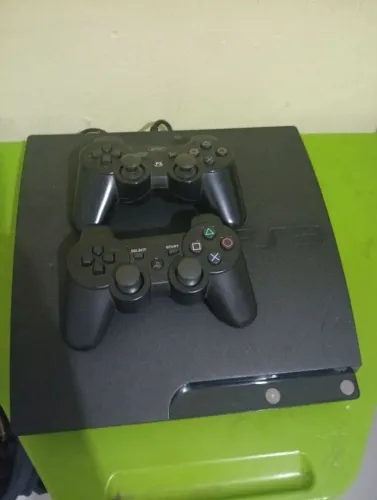 vendo ps3 desbloqueado com 2 console ou troco em motorizada!