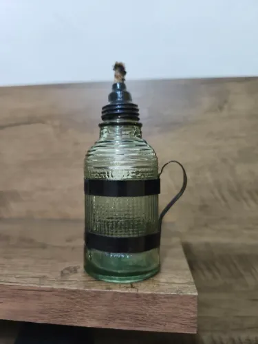 Luminária de mão em vidro década de 50 vintage