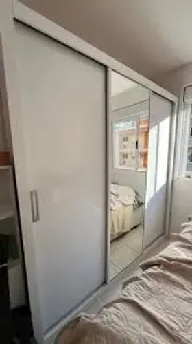 Guarda roupa - Só R$:100Reais - Barato pra sair hoje