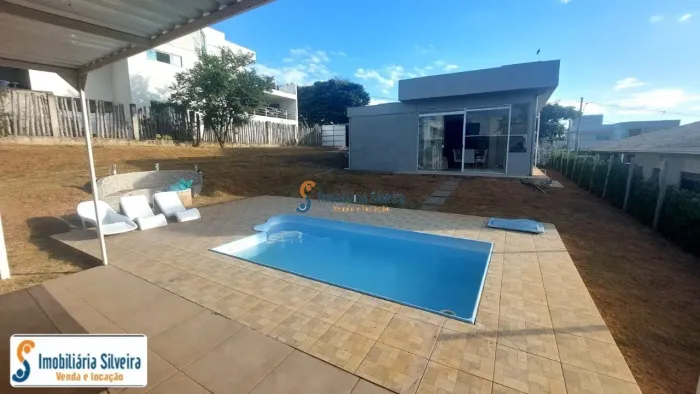 Casa Condomínio fechado grande Belo Horizonte