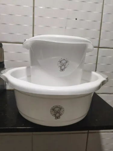 Kit Bacia e Balde para bebês ( Novos )