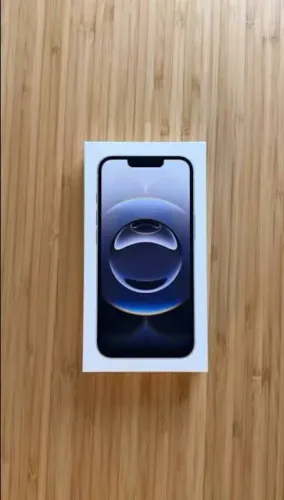 Iphone 16e 128gb bateria 95% Uso Pessoal - Único Dono