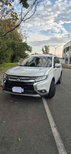 Mitsubishi Outlander Comfort 2.0 16V Aut. 2018