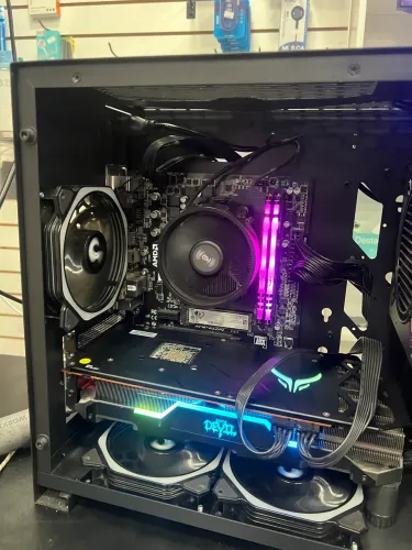 PC GAMER ALL BLACK DISCRETO