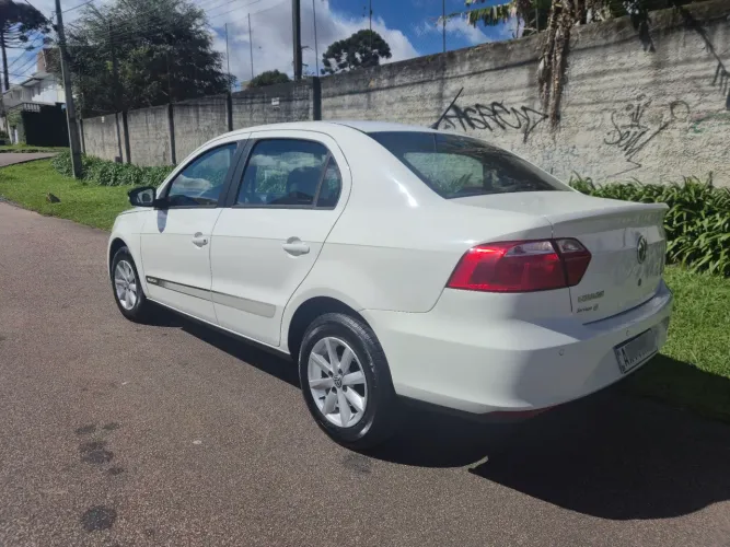Volkswagen Voyage 1.0/1.0 City MI Total Flex 8V 4P 2014