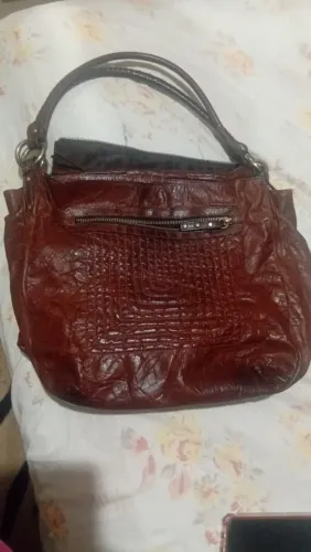  Bolsa seminário nova marca Arezzo couro legitimo com vários bolsos 
