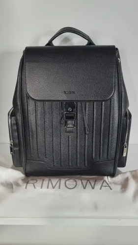 Mochila Rimowa Original em Couro Preto - Completa com Dust Bag