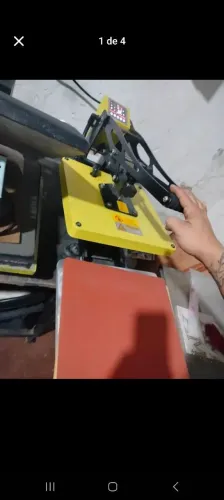Máquina de estampa tamanho 38x38 de gaveta pouco tempo de uso completa
