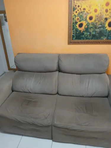 Sofá retrátil higienizado