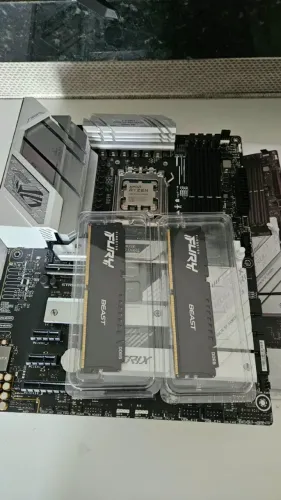 Kit Ryzen 7 7800X3d Seminovo com 3 meses de garantia (Estudo trocas por outros kits)