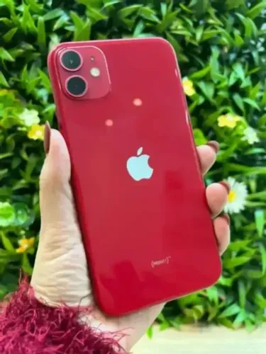 iPhone 11 256GB Vermelho Seminovo (85%) - SOMENTE VENDA - retire em loja física