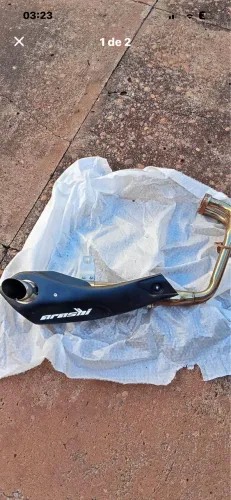 Escapamento arashi semi novo 