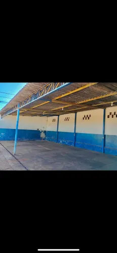 ALUGA-SE OFICINA PRÓXIMA AV. DAS BANDEIRAS