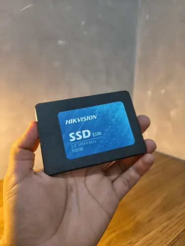 SSD SATA 512GB HikVision E100 | 2,5" | 550MB/s | Aceito Cartão | OLX Pay
