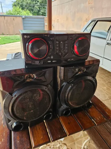 Caixa de som lg 810w rms mini system