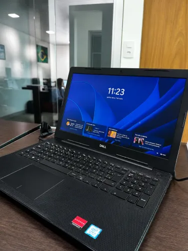 Notebook Dell i15 i7 de oitava, com placa de vídeo* 2TB HD 16gb de RAM SSD 222GB 2TB HD