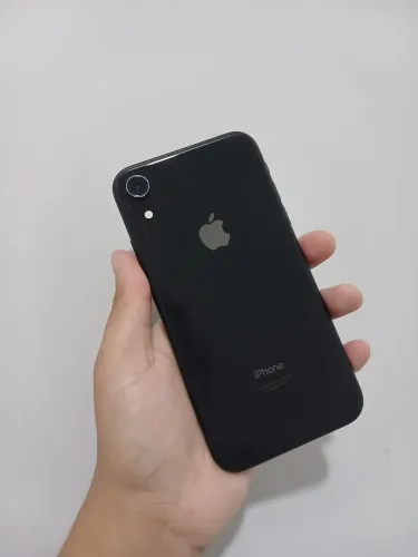 IPHONE XR 64GB