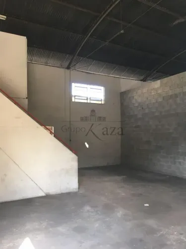 Imóvel para aluguel com 270 metros quadrados em Palmeiras de São José - São José dos Campo