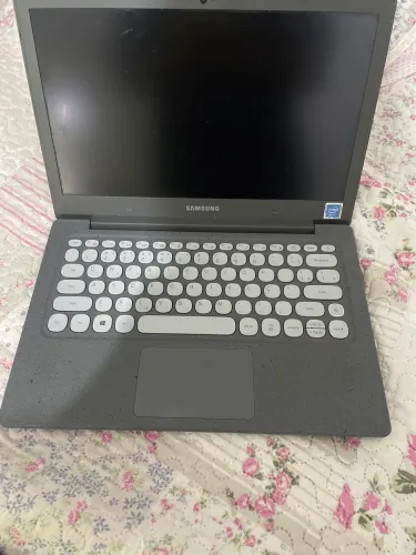 Notebook Samsung Flash F30