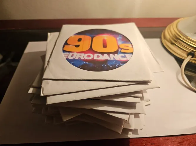 Lote com 36 CDs de Músicas
