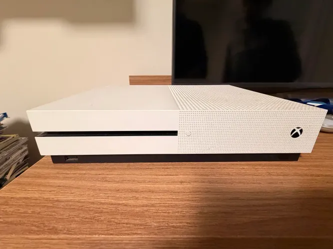 XBOX One S 1 tera