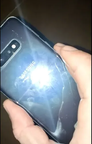 Galaxy S10e 128gb Bem Cuidado Tela 5.8 AMOLED Câmera 4k, 60fps, DeX, (IP68 - A prova dagua