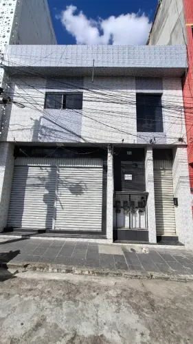 Alugo prédio comercial salão(140 m²) e 06 salas comerciais - Excelente Localização
