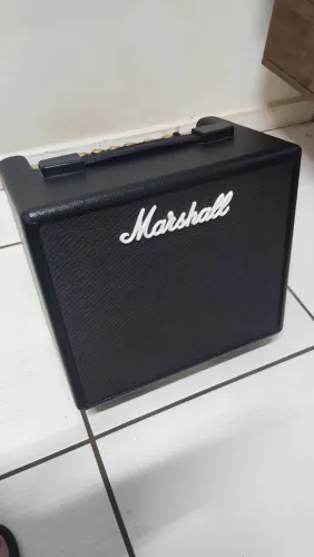 Amplificador Marshall Code 25