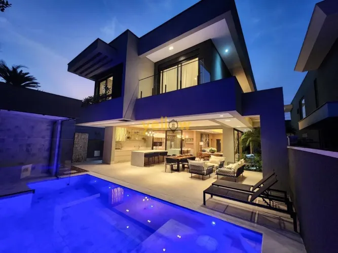 Casa em Condomínio Fechado em Riviera de São Lourenço - Bertioga, SP