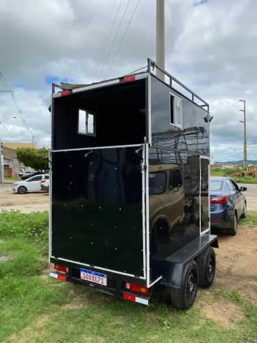 Vendo reboque de vaquejada 