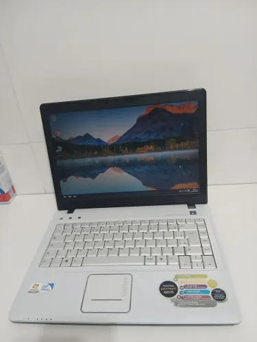 Notebook  positivo  Dual core  2gb hd 320gb 