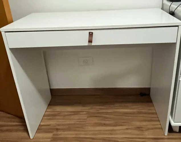 ESCRIVANINHA/ MESA DE ESCRITÓRIO EM MDF