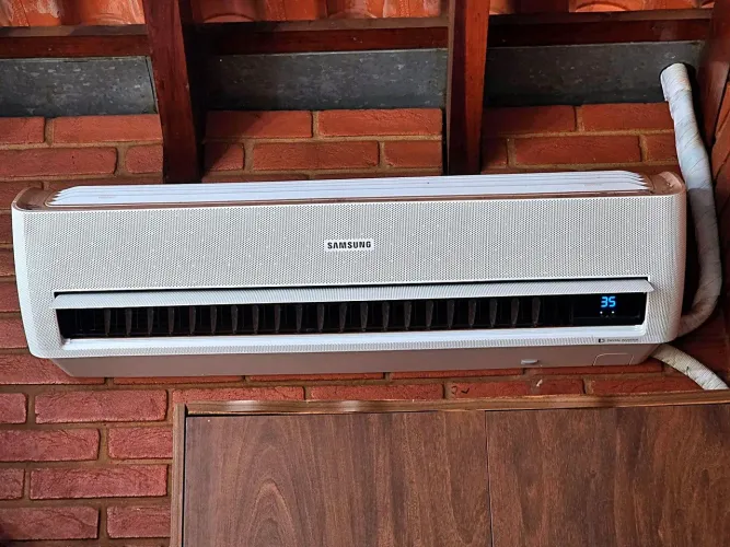 Ar Split Samsung Windfree 18000btus frio-quente
