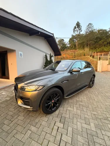 Jaguar F-Pace 2.0 R-sport 250cv Aut. 2018