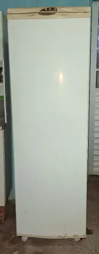 Frezzer vertical Electrolux