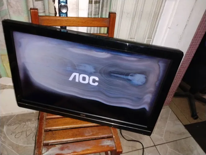 TV LCD AOC 32 Polegadas Modelo LC32W053 Defeito Tela Manchada Funcionando