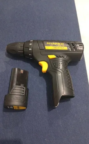 Furadeira/ parafusadeira Hammer 12v-lítio
