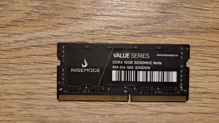 Memoria RAM Para Notebook Rise Mode Value, 16GB, 3200MHZ, DDR4, CL22 - RM-D4-16G-3200VN